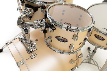 סט תופים 5 חלקים Pearl Decade Maple DMP925SPC